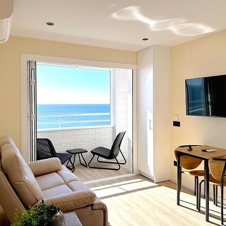 Penthouse On The Beach Емпуриабрава Екстериор снимка